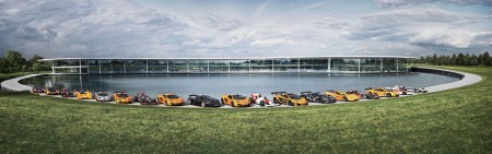 McLaren lineup an der Hauptzentrale, Foto: McLaren