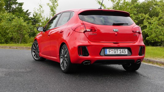 KIA cee'd GT hinten, Foto: Autogefühl