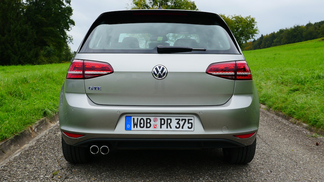 VolkswagenGolfGTE_PluginHybrid011