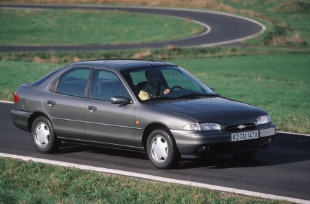 Ford Mondeo Ghia, 1992, 1. Generation von 1992 bis 1996, Foto: Ford