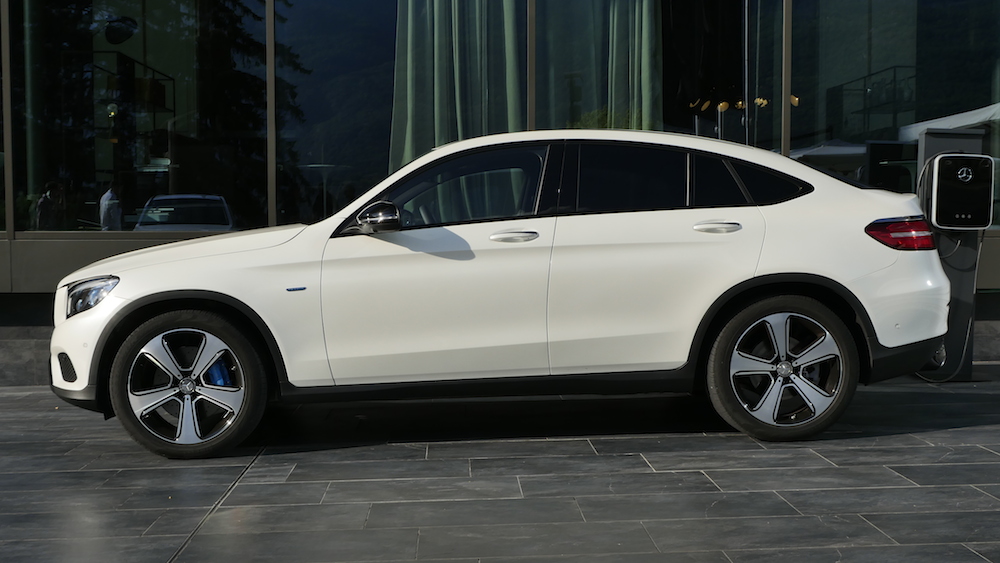 MercedesGLC350e_PluginHybrid_001