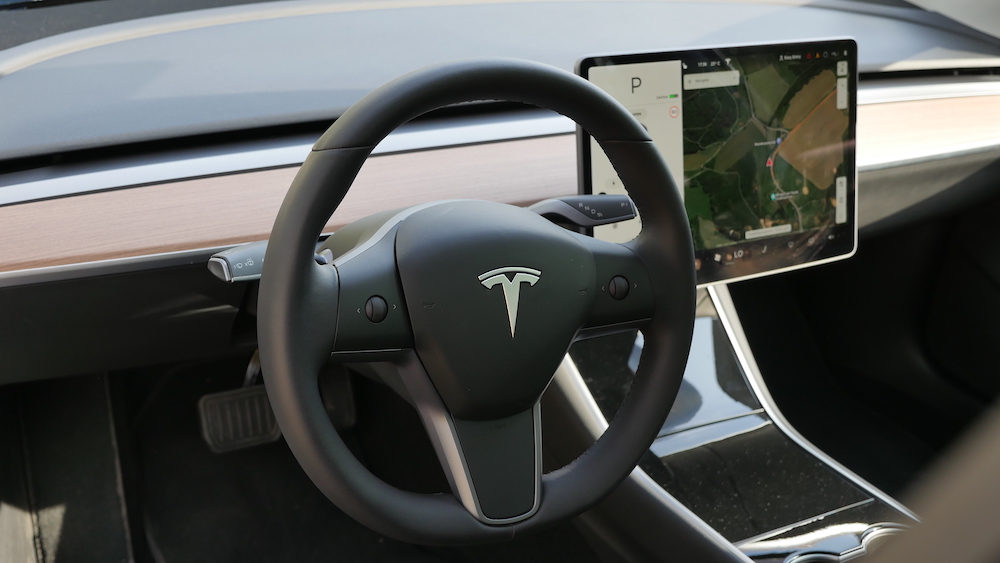 Tesla Model 3 Test Long Range Version für maximale Reichweite - Autogefühl